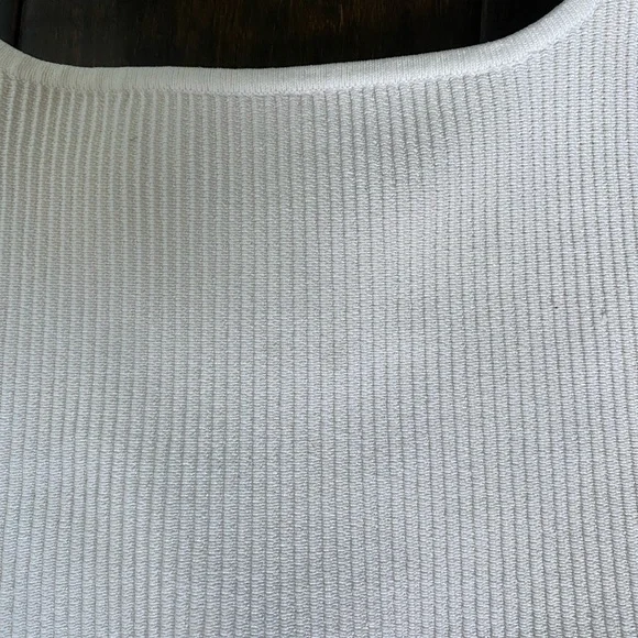 Babaton White Ribbed Tank Top - Picture 2 of 3